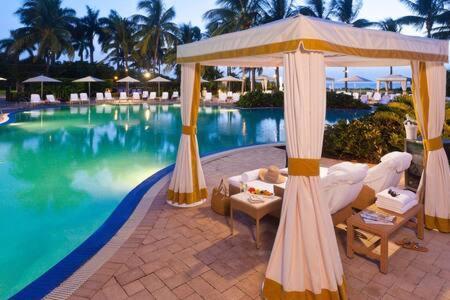 The Palms, Ocean View Studio Located At Ritz Carlton - Key Biscayne ไมอามี ภายนอก รูปภาพ
